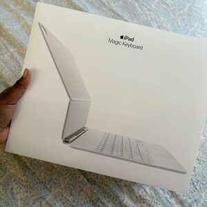 Apple Magic Keyboard for iPad - White